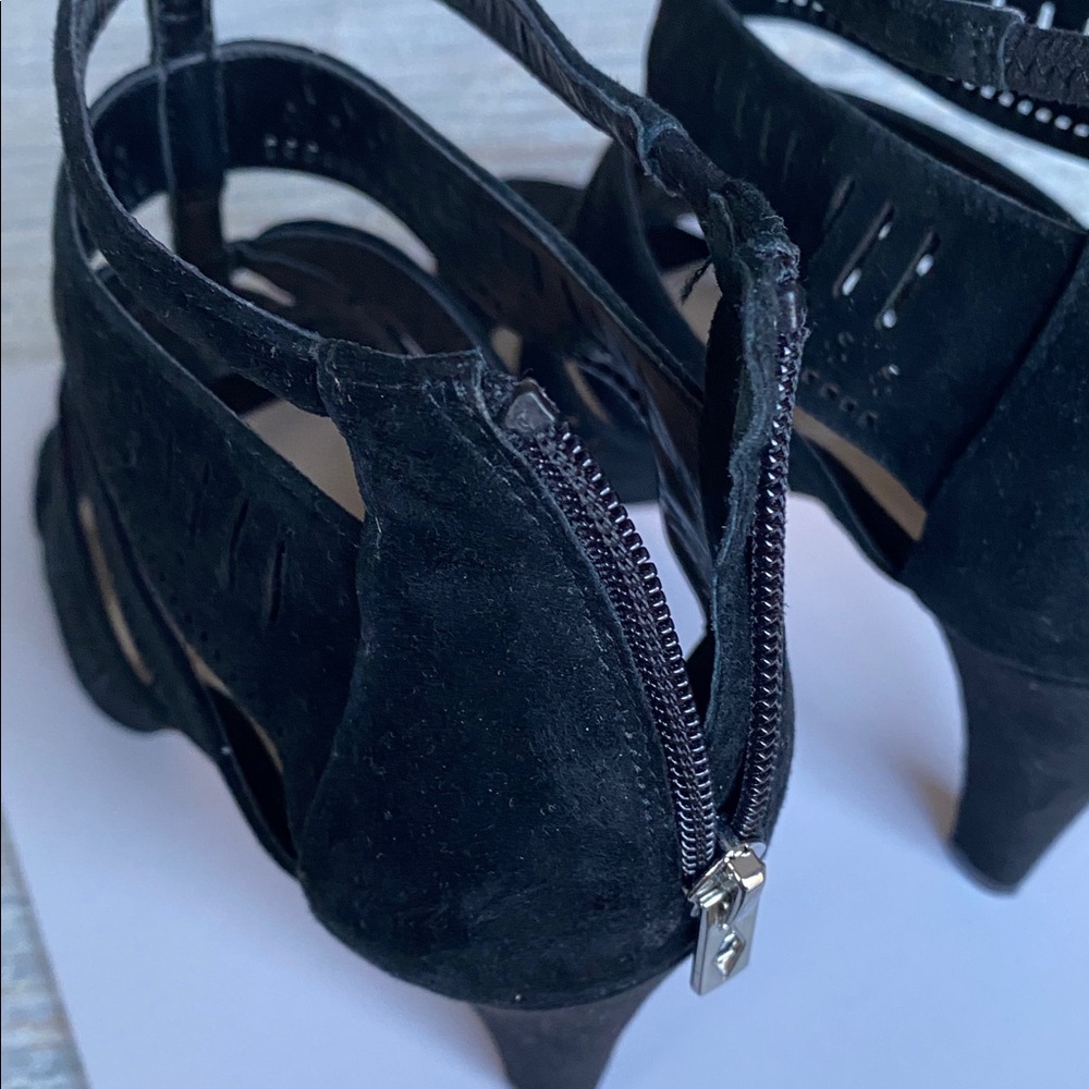 Women’s Alfani Chloey Black Cutout Sandals Heels - Picture 11 of 13